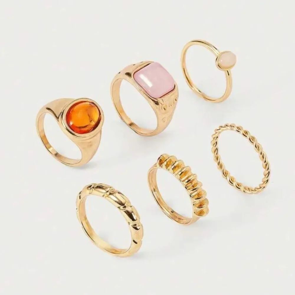 Elegant Gold Ring Set R117